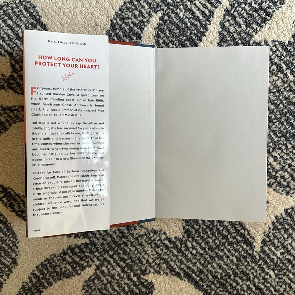 📕 Where The Crawdads Sing by Delia Owens hardcover book fiction book club - Picture 3 of 9